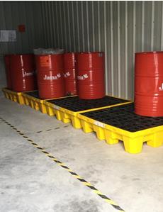 4 drum. poly spill pallet